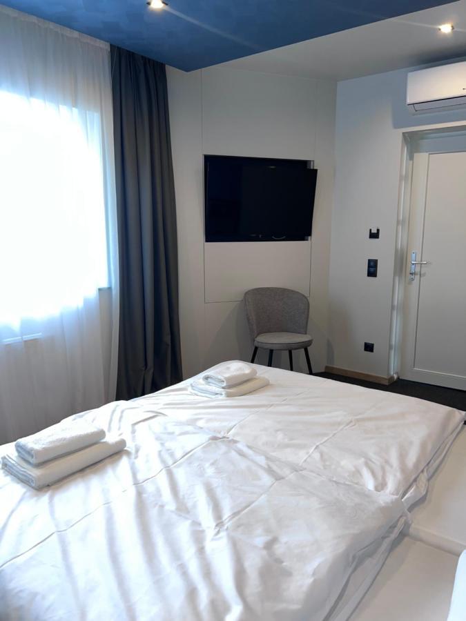 Hotel Jam Panzio à Kapuvár Extérieur photo