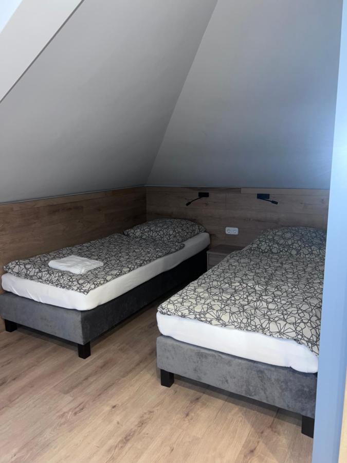 Hotel Jam Panzio à Kapuvár Extérieur photo