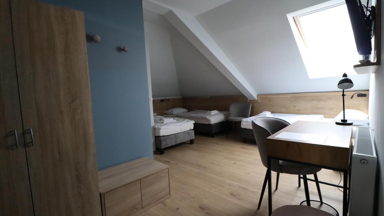 Hotel Jam Panzio à Kapuvár Extérieur photo