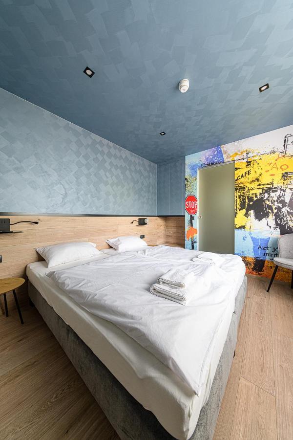 Hotel Jam Panzio à Kapuvár Extérieur photo